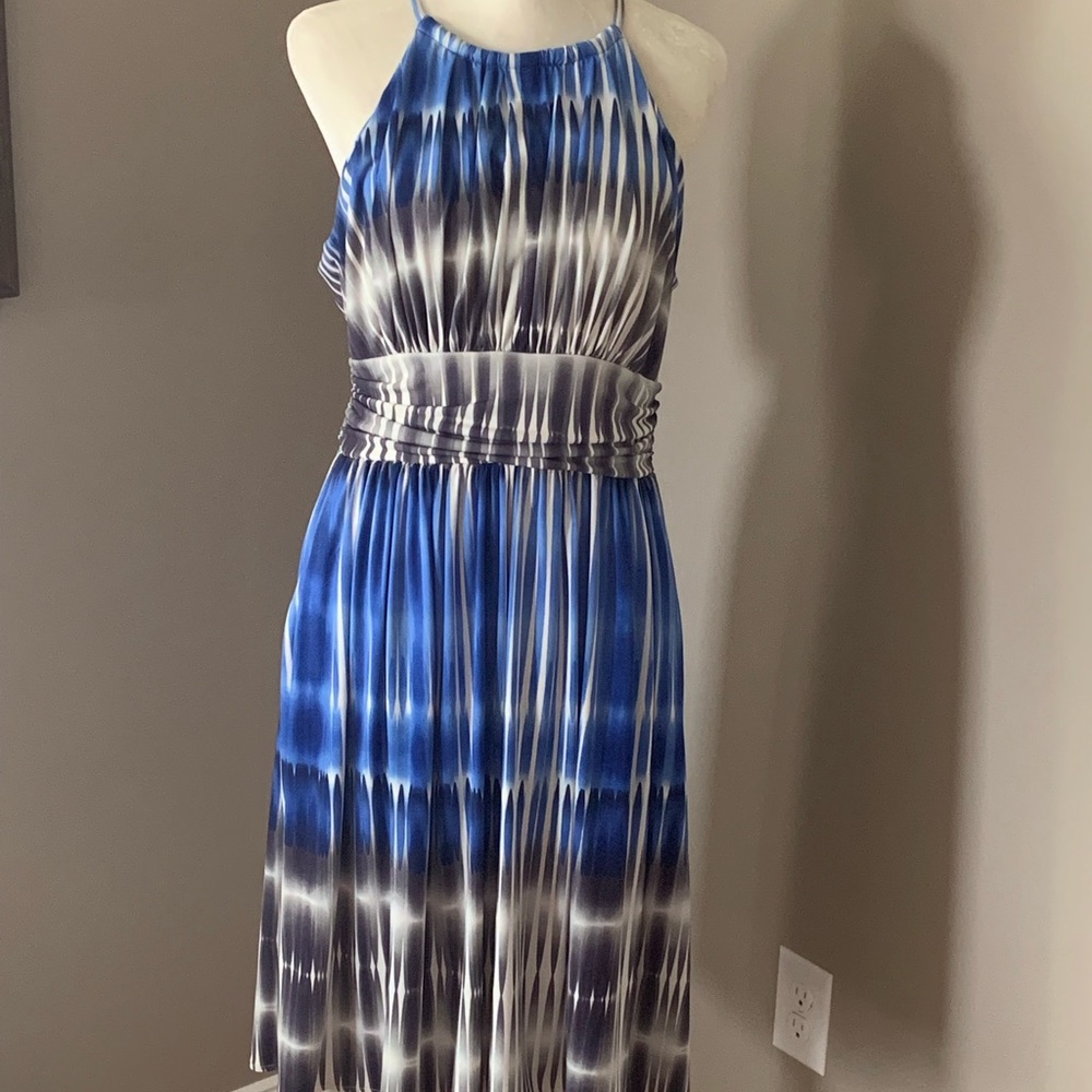 Maggie London Dress Size 12 - Picture 5 of 5